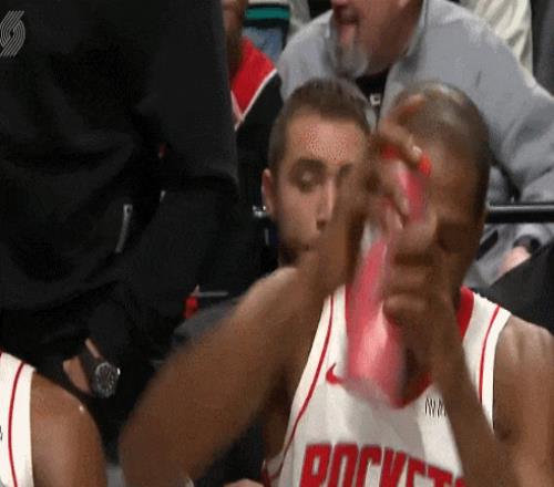 湖人交易得,到拉塞尔,力促打造顶,问鼎娱乐官网入口,问鼎娱乐下载,问鼎娱乐官网h5,问鼎娱乐官方网站