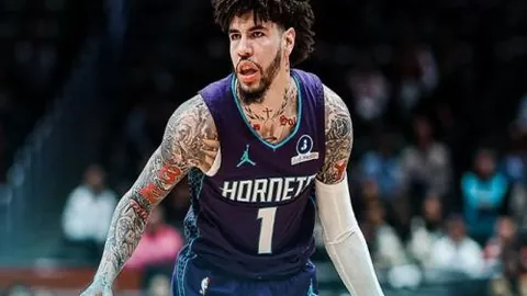 斯维亚特克勇闯澳网女单第二轮